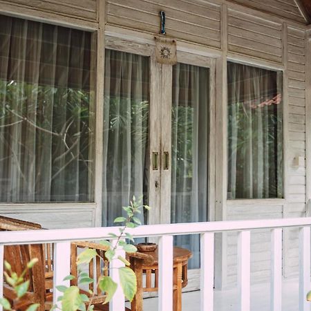 נוסה-למבונגן The Lucky Cottage מראה חיצוני תמונה